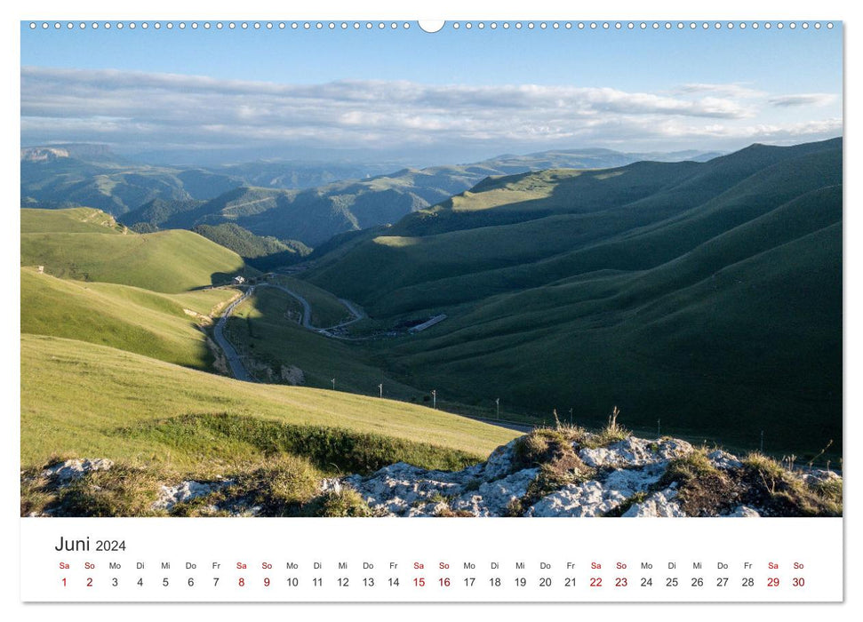 Kaukasus - Ein bewundernswertes Hochgebirge. (CALVENDO Premium Wandkalender 2024)