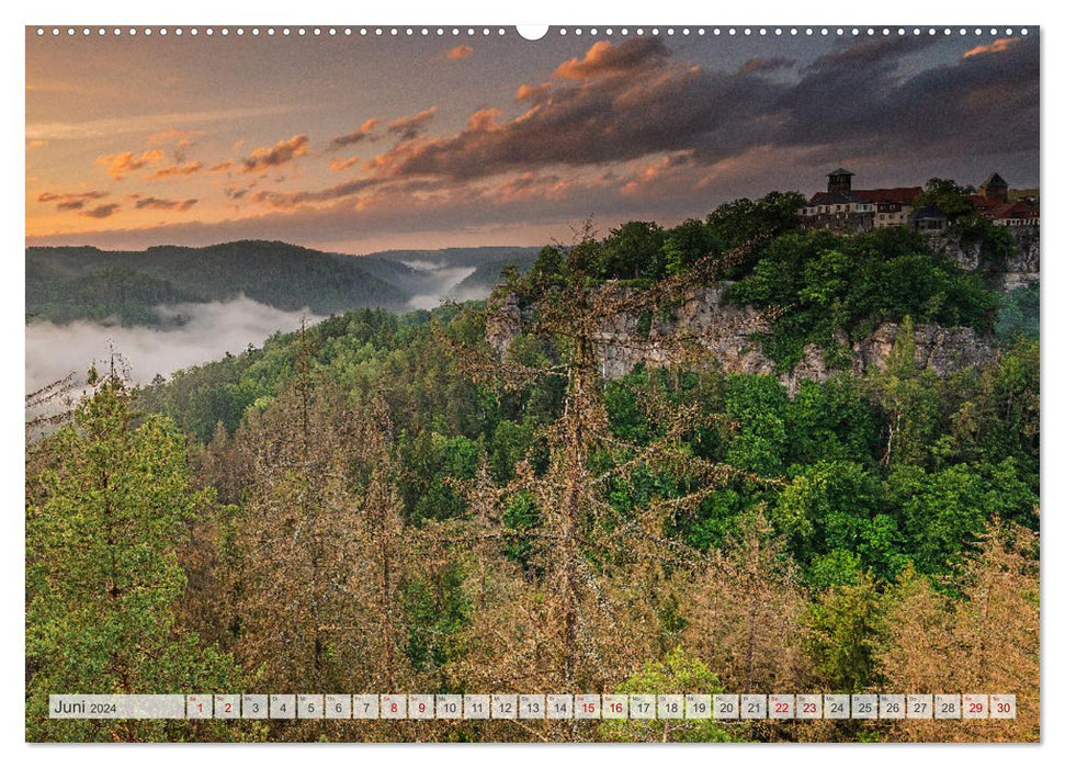 Die Burg Hohnstein im Wandel der Jahreszeiten (CALVENDO Wandkalender 2024)