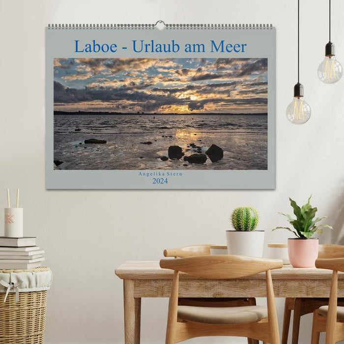 Laboe - Urlaub am Meer (CALVENDO Wandkalender 2024)