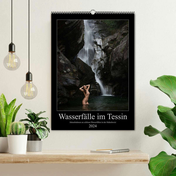 Wasserfälle im Tessin - Aktaufnahmen an schönen Wasserfällen in der Südschweiz (CALVENDO Wandkalender 2024)