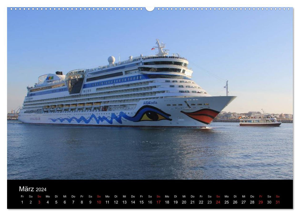 Cruiseliner in Warnemünde (CALVENDO Premium Wandkalender 2024)