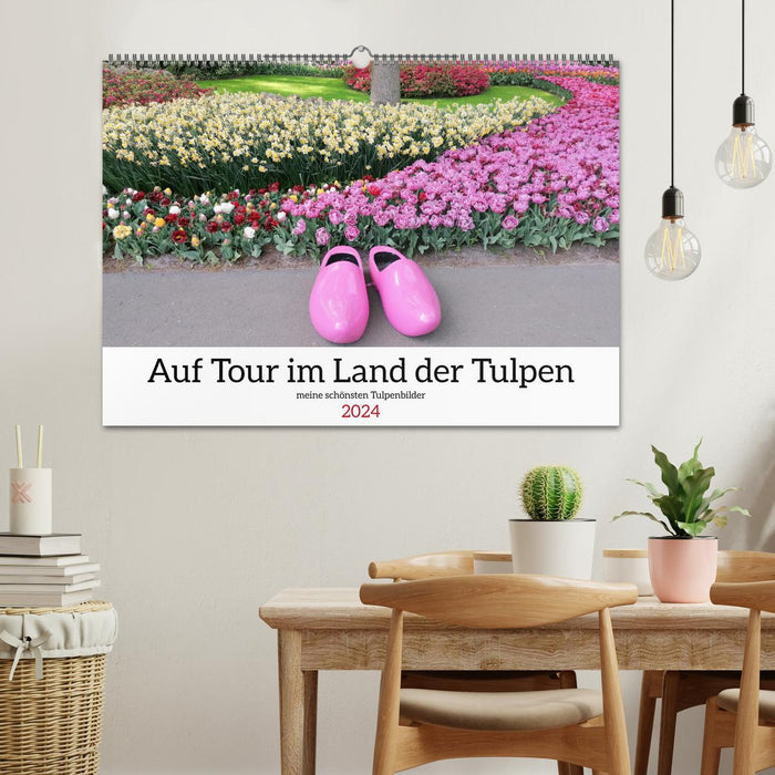 Auf Tour im Land der Tulpen (CALVENDO Wandkalender 2024)