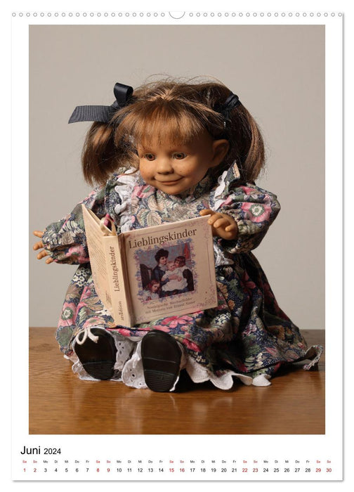 Historical dolls (CALVENDO Premium wall calendar 2024) 