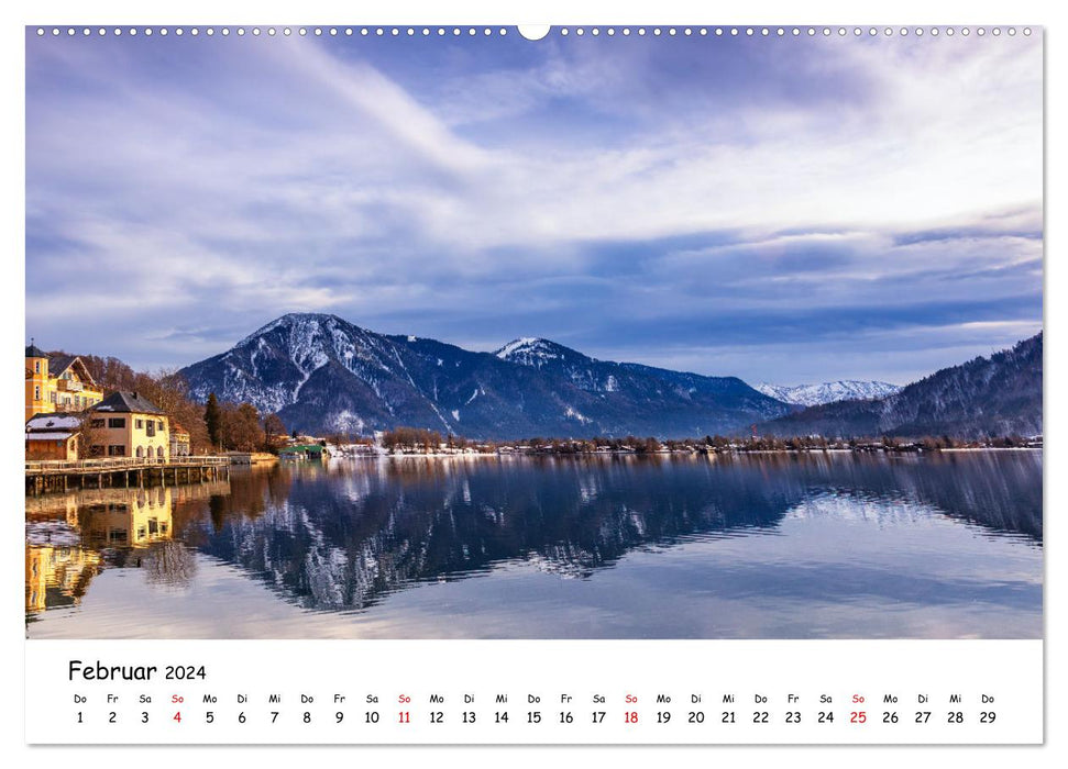 Malerische Seen im bayerischen Voralpenland (CALVENDO Premium Wandkalender 2024)