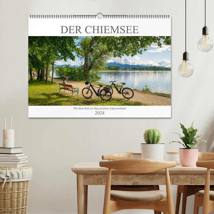 Der Chiemsee - Mit dem Rad im Bayerischen Alpenvorland (CALVENDO Wandkalender 2024)