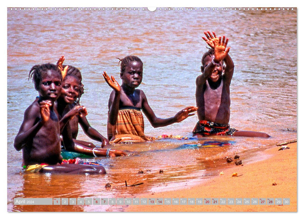 Yeux d'enfants d'Afrique (Calendrier mural CALVENDO 2024) 