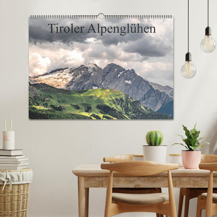 Tiroler Alpenglühen (CALVENDO Wandkalender 2024)