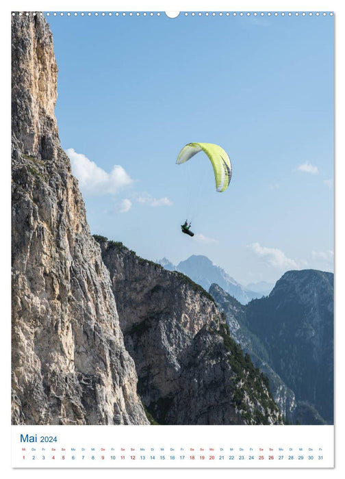 Paragliding - from green meadows to rugged glaciers (CALVENDO Premium Wall Calendar 2024) 