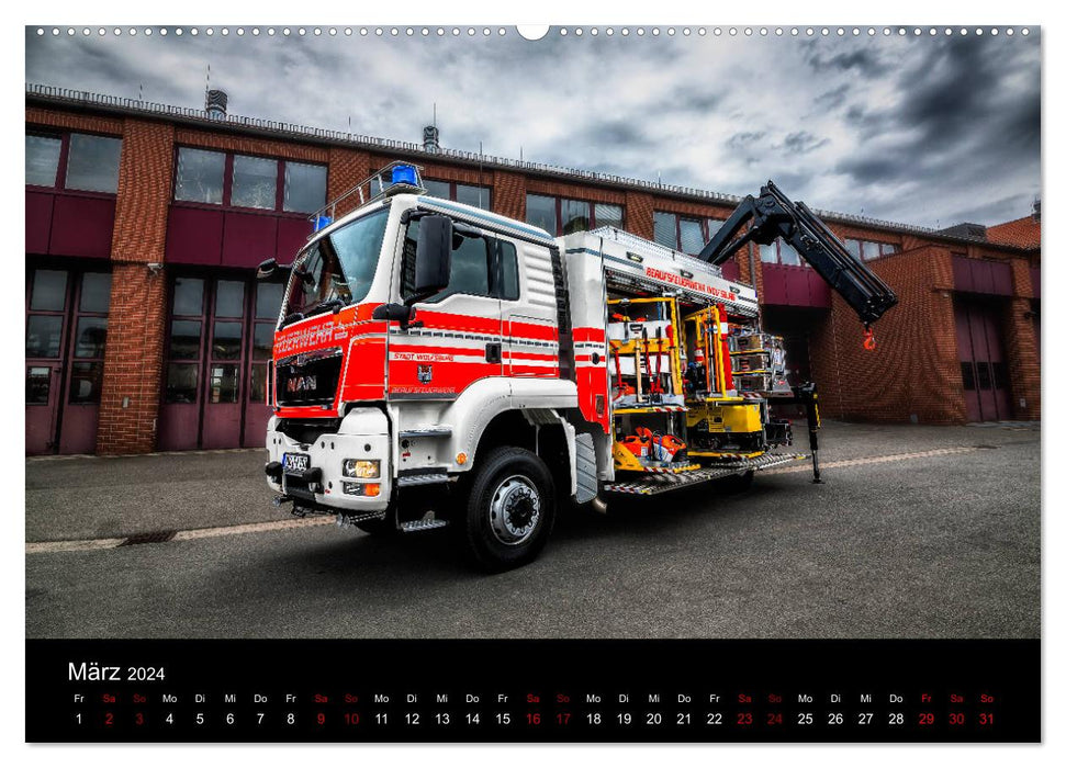 Feuerwehr und Rettungsdienst (CALVENDO Wandkalender 2024)