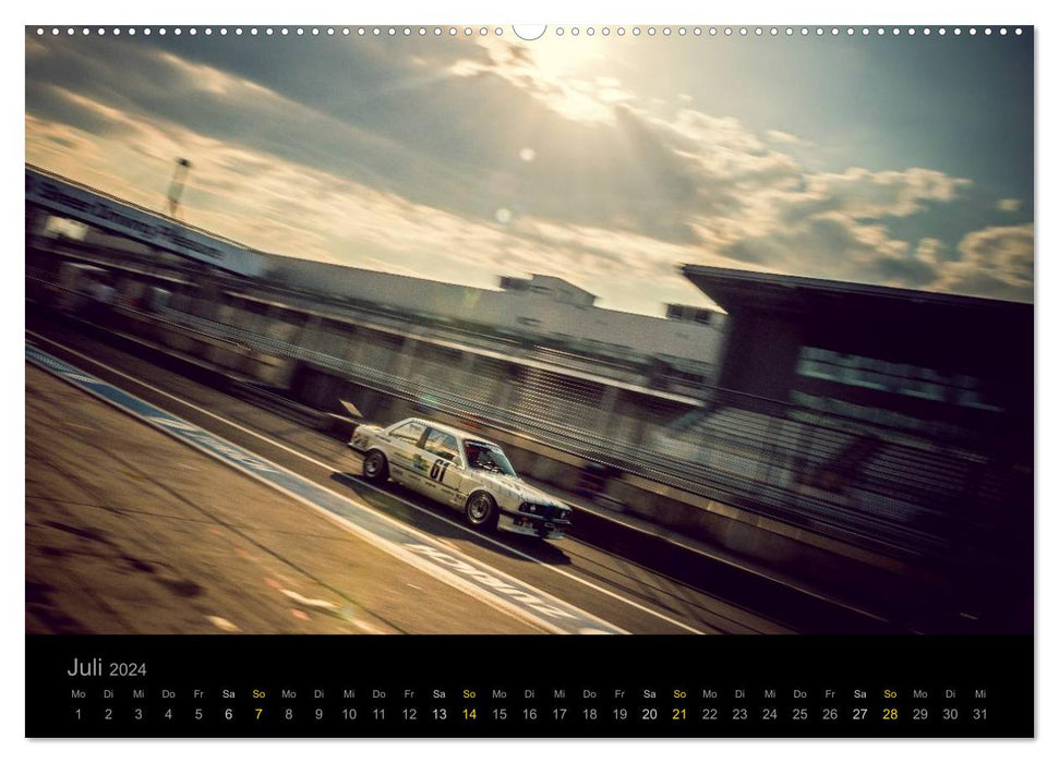 Classic BMW Racing (CALVENDO Premium Wandkalender 2024)