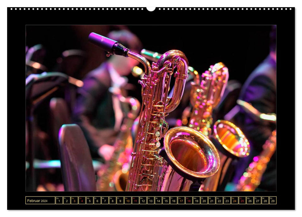 Saxophone - beautiful and sexy (CALVENDO wall calendar 2024) 