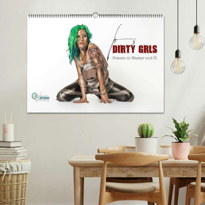 DIRTY GIRLS Frauen in Wasser und Öl (CALVENDO Wandkalender 2024)