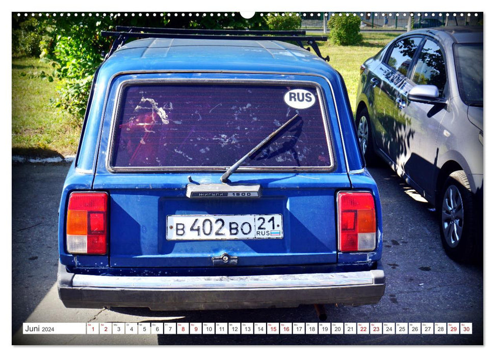 DANS LE LOOK LADA - Voitures classiques et voitures neuves en Russie (Calendrier mural CALVENDO Premium 2024) 