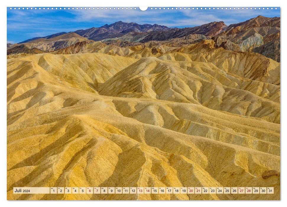 On the road in Death Valley (CALVENDO Premium Wall Calendar 2024) 