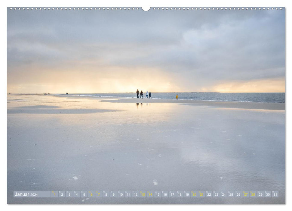 Am Strand von Langeoog (CALVENDO Wandkalender 2024)