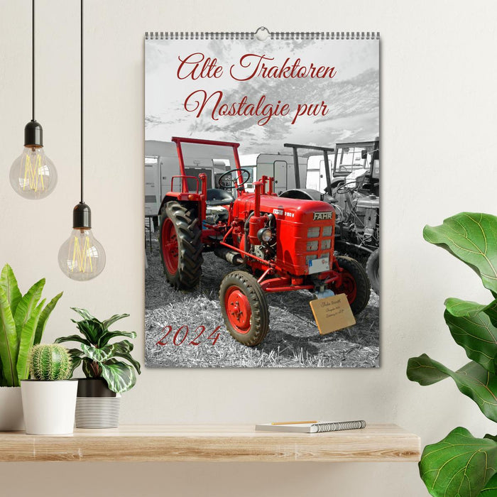 Old tractors pure nostalgia (CALVENDO wall calendar 2024) 