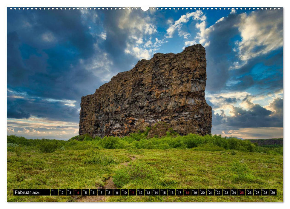 A tour through Iceland (CALVENDO Premium Wall Calendar 2024) 