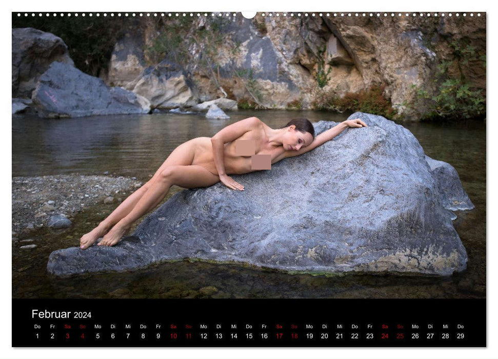 Aktfotografie auf Felsen (CALVENDO Premium Wandkalender 2024)