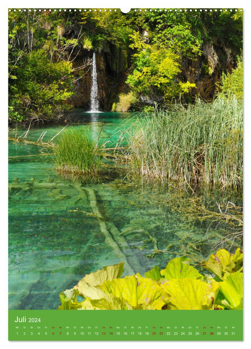 Découvrez avec moi le monde magique des lacs de Plitvice (Calendrier mural CALVENDO Premium 2024) 