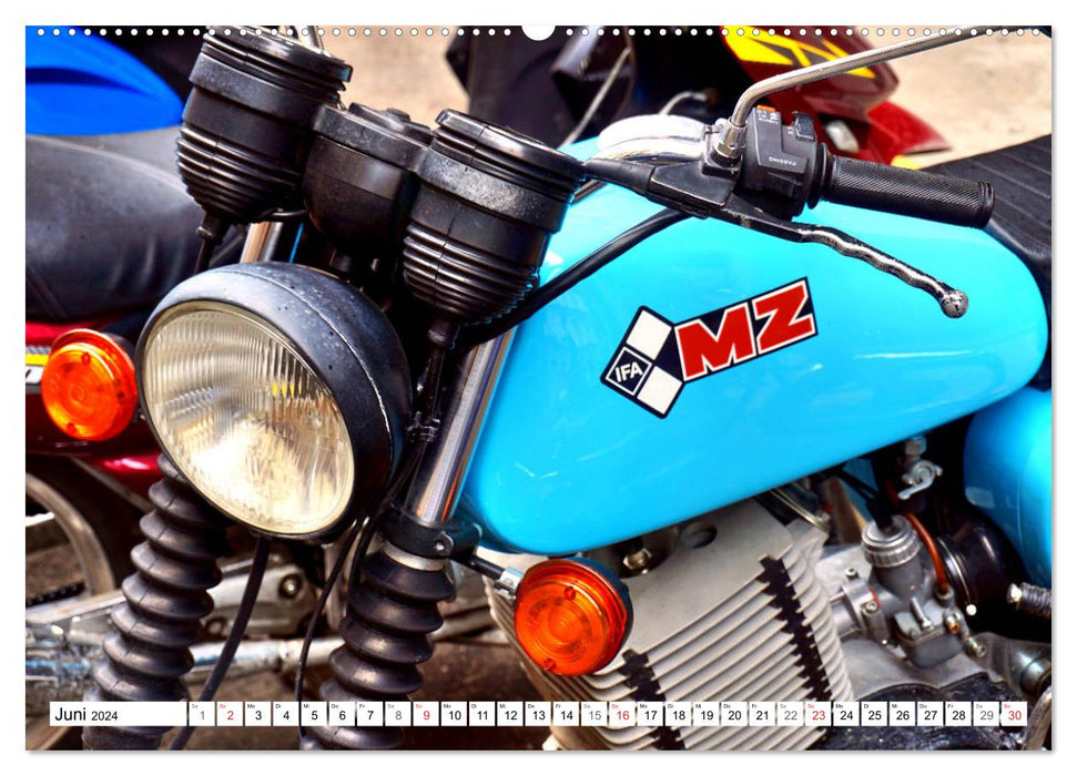 Motorrad-Legende MZ TS 150 - Ein Exportschlager der DDR (CALVENDO Premium Wandkalender 2024)