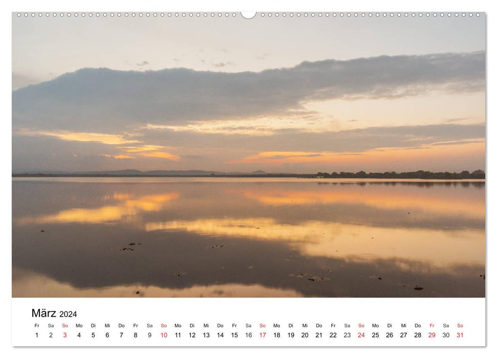 Sri Lanka auf der Spur - Tiere, Hochland und Küste (CALVENDO Wandkalender 2024)