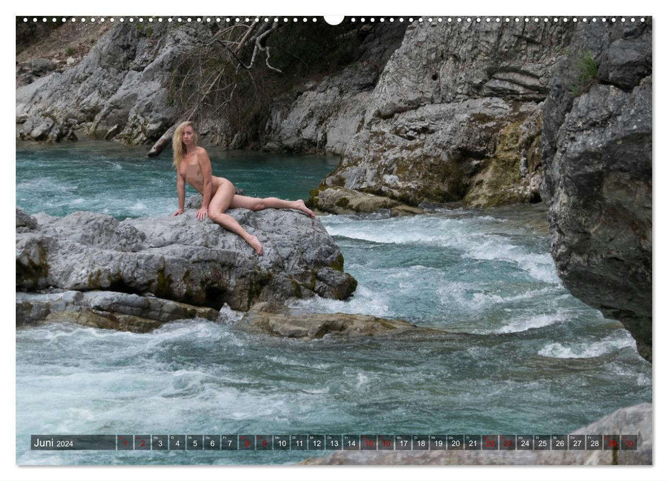 Akt und Natur - im Zauberwald (CALVENDO Premium Wandkalender 2024)