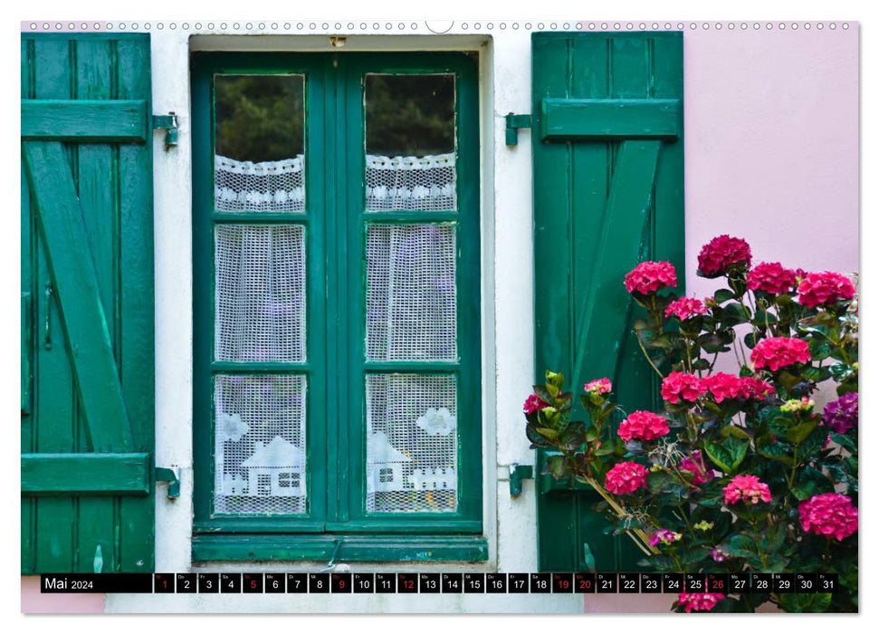 Farbenfrohe Fenster (CALVENDO Premium Wandkalender 2024)