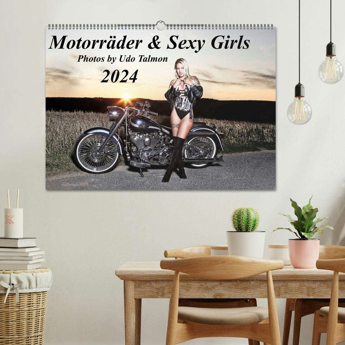 Motorräder & Sexy Girls (CALVENDO Wandkalender 2024)