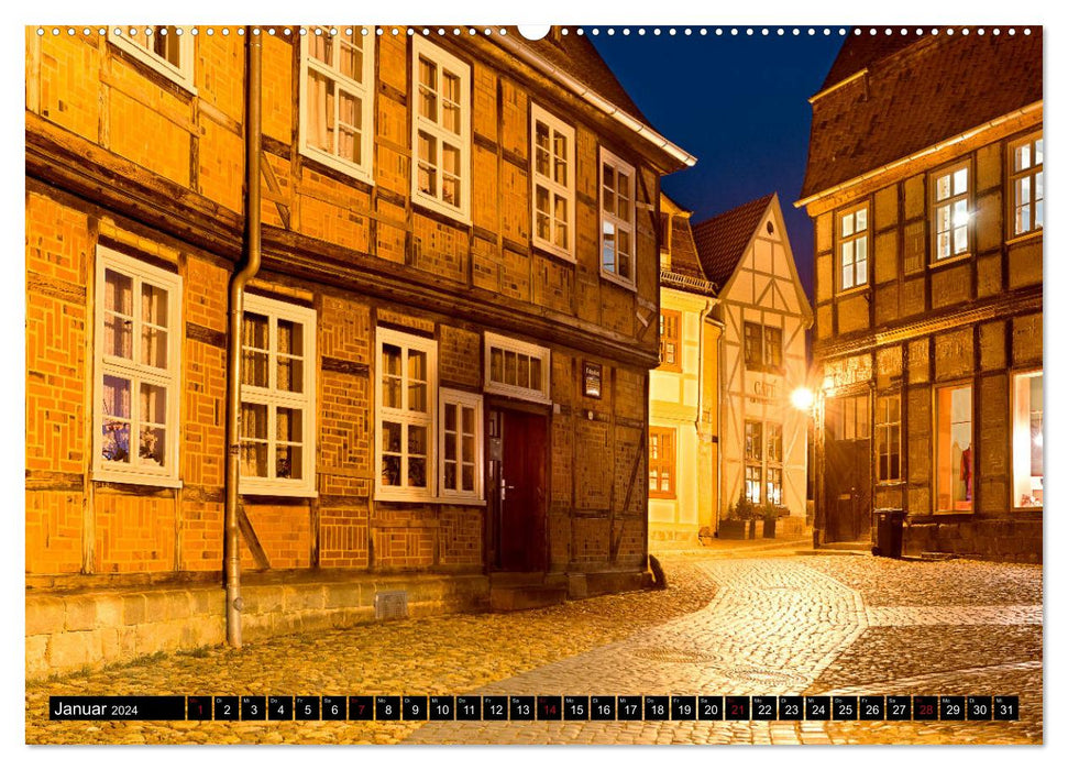 QUEDLINBURG FOR NIGHT OWLS (CALVENDO Premium Wall Calendar 2024) 