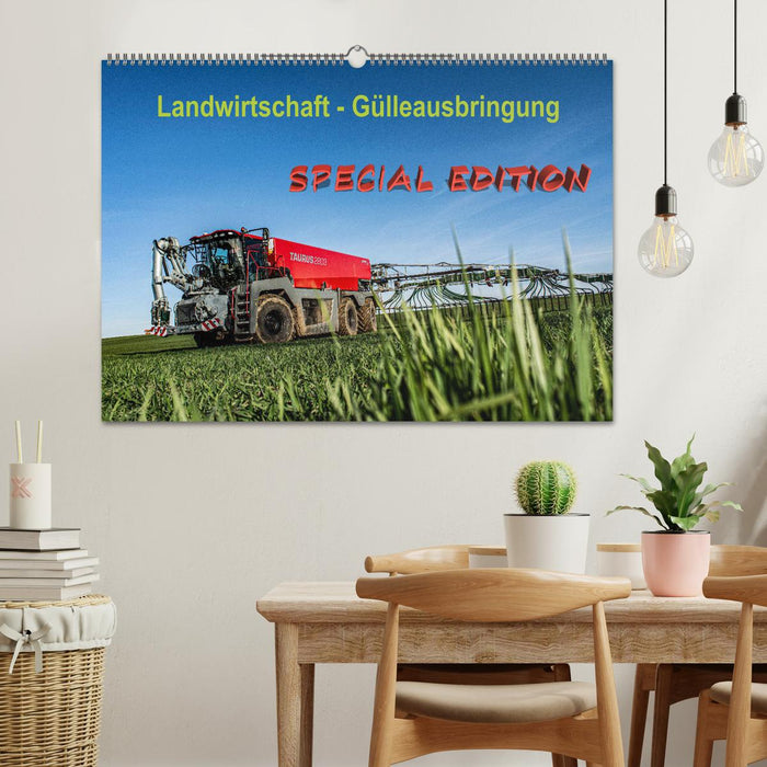 Agriculture - Manure spreading (CALVENDO wall calendar 2024) 