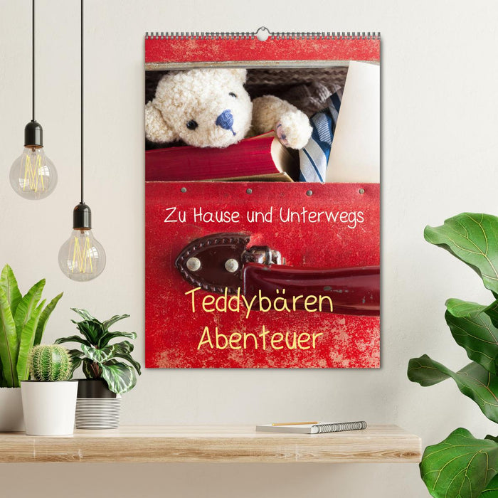 Teddybären Abenteuer - Zu Hause und Unterwegs (CALVENDO Wandkalender 2024)