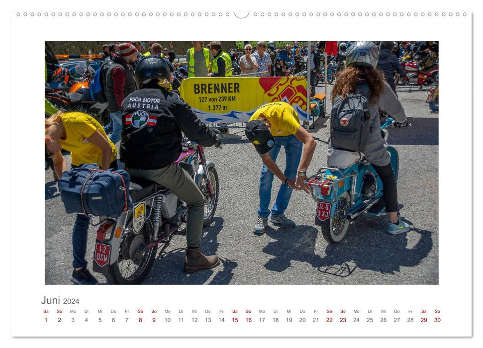 The fascination of two-wheelers - impressions from the Ötztal Moped Marathon (CALVENDO wall calendar 2024) 