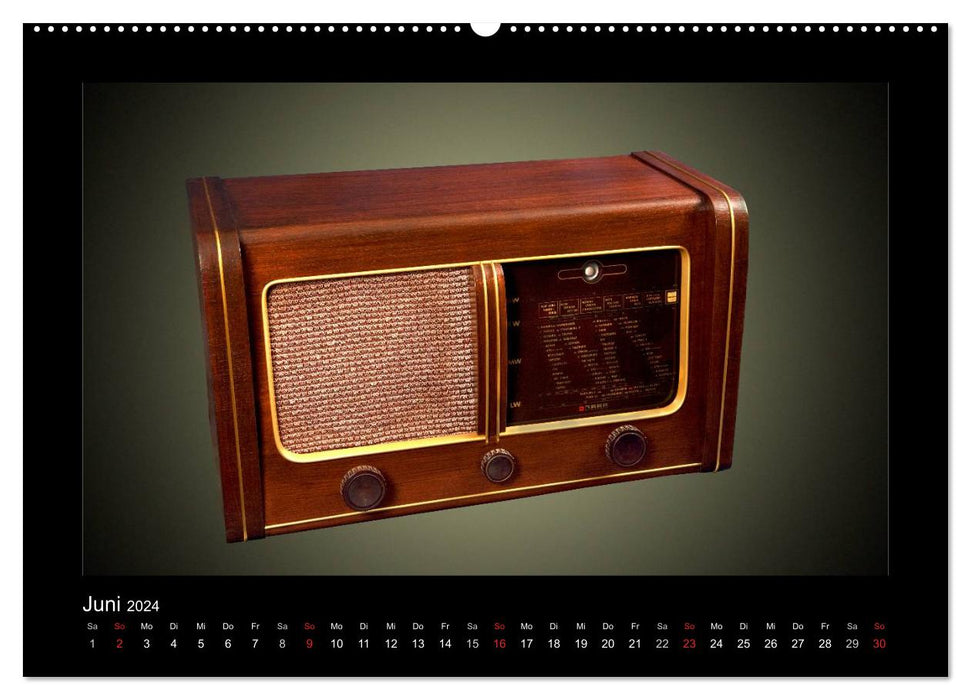 Radios à vapeur - radios anciennes patinées (Calendrier mural CALVENDO Premium 2024) 