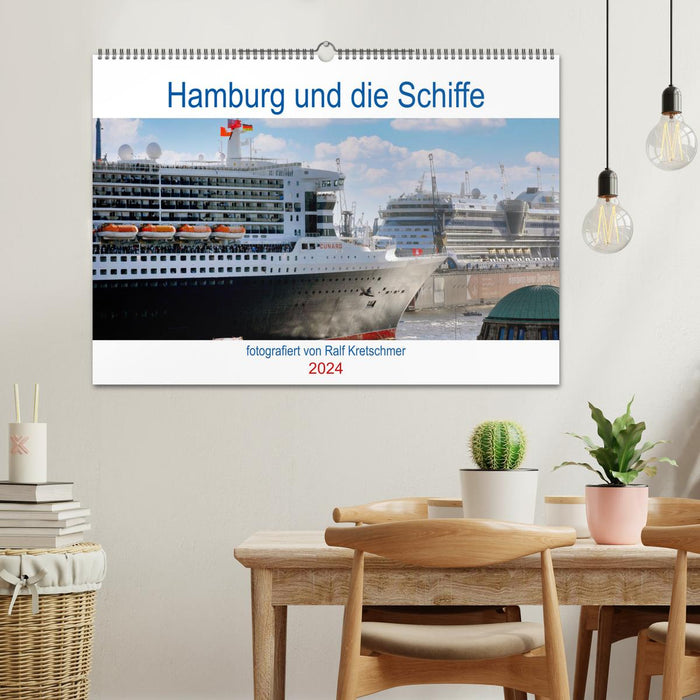 Hamburg und seine Schiffe- fotografiert von Ralf Kretschmer (CALVENDO Wandkalender 2024)