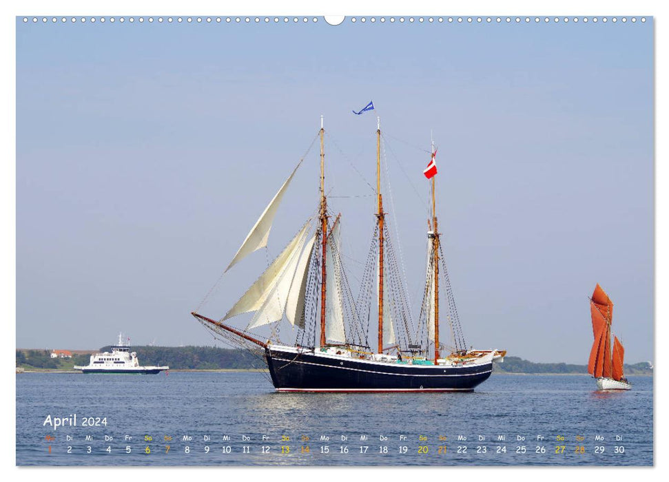 Traditionsschiffe auf dem Limfjord (CALVENDO Premium Wandkalender 2024)