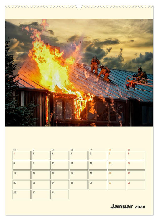 Feuerwehr - der Kalender (CALVENDO Premium Wandkalender 2024)