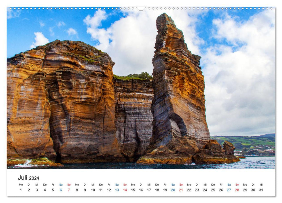 São Miguel - Green Island in the Atlantic (CALVENDO Premium Wall Calendar 2024) 